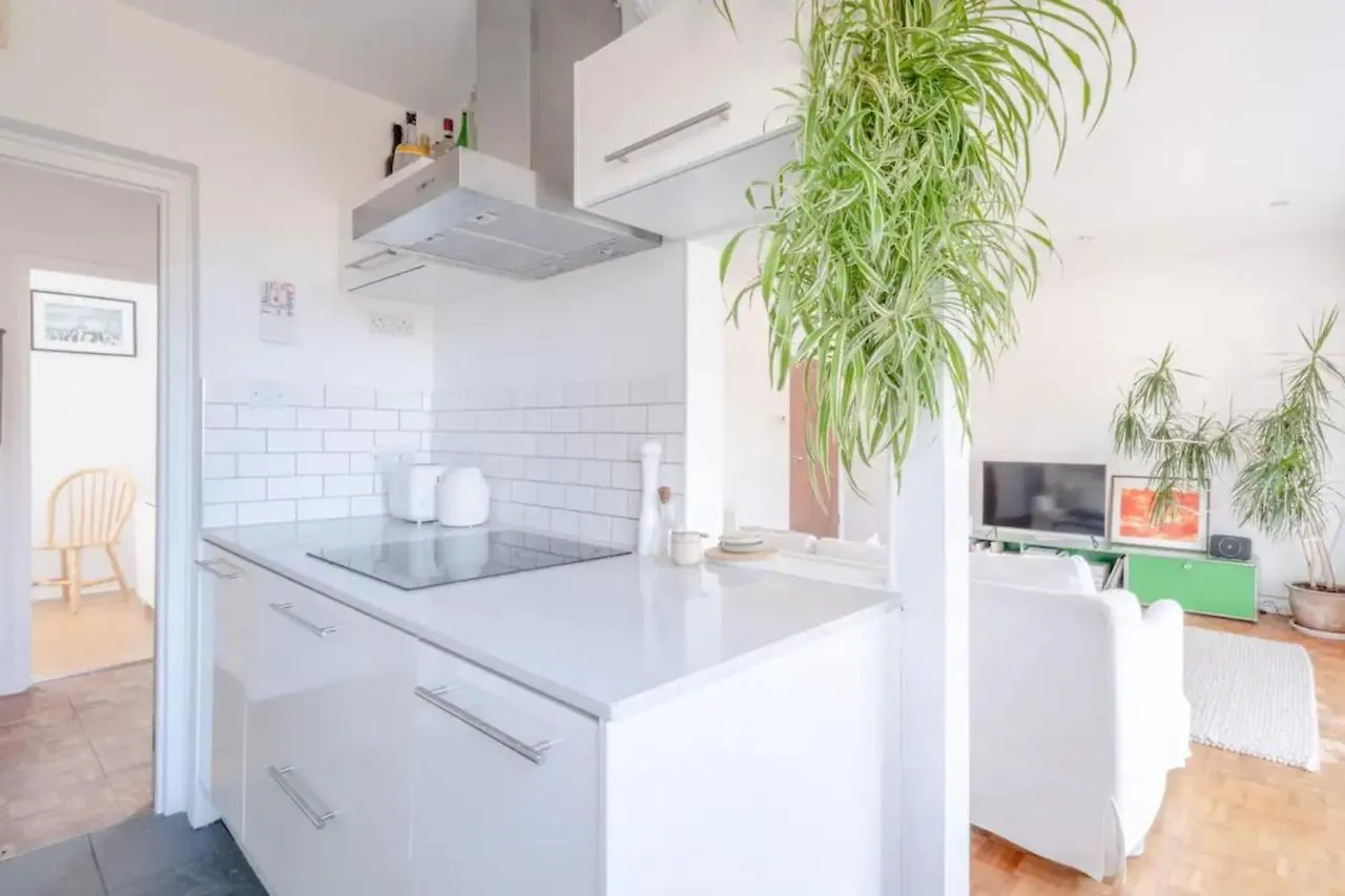 Peaceful 2 Bedroom Flat With Roof Terrace - Hackney 伦敦 公寓