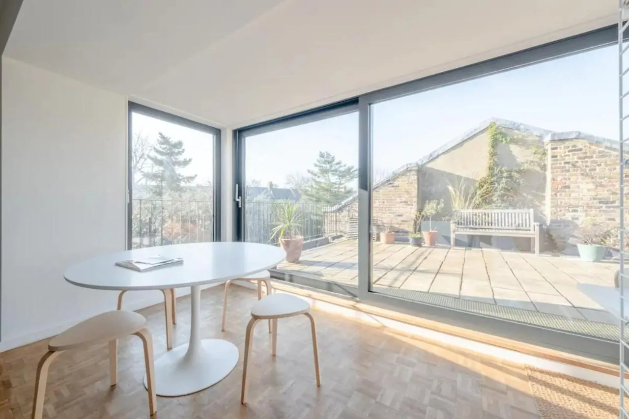 Peaceful 2 Bedroom Flat With Roof Terrace - Hackney 伦敦 英国