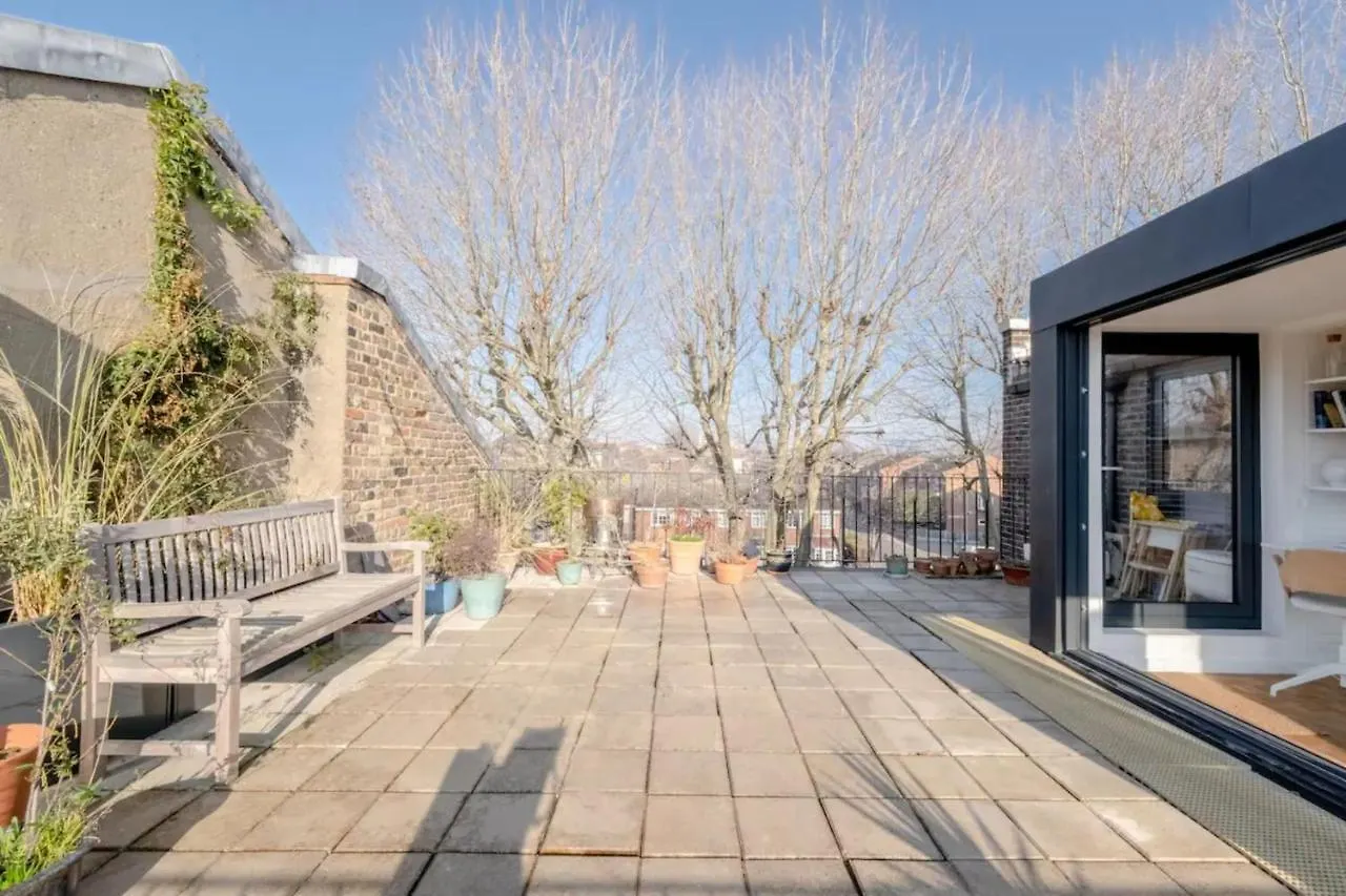 Peaceful 2 Bedroom Flat With Roof Terrace - Hackney 伦敦